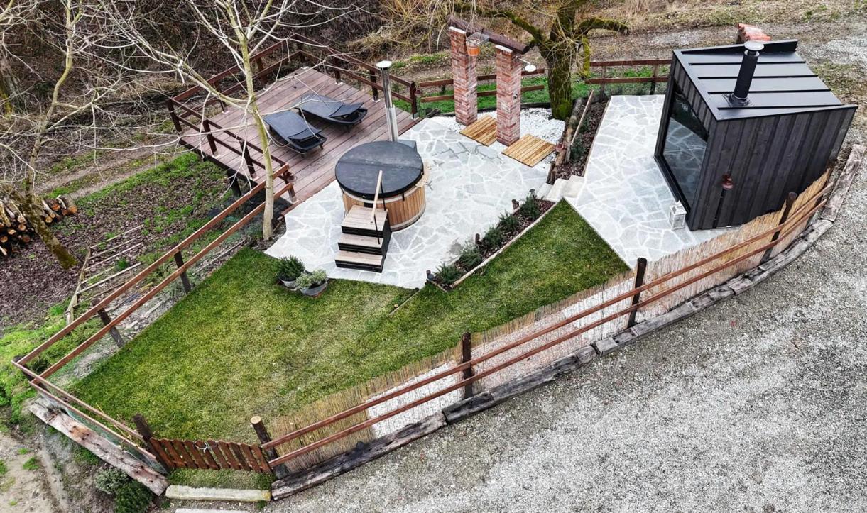La Casa In Collina Bed and Breakfast Cinzano Εξωτερικό φωτογραφία
